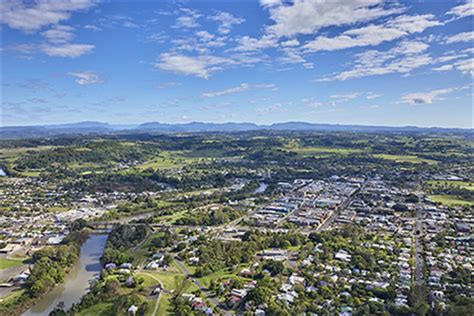 Lismore City Council .